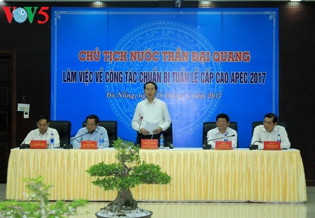 Le président contrôle les préparatifs pour la Semaine de l’APEC à Danang - ảnh 1